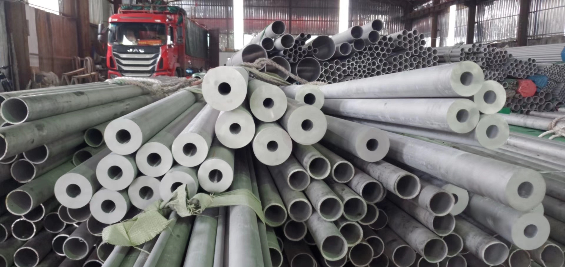 stainless steel pipes